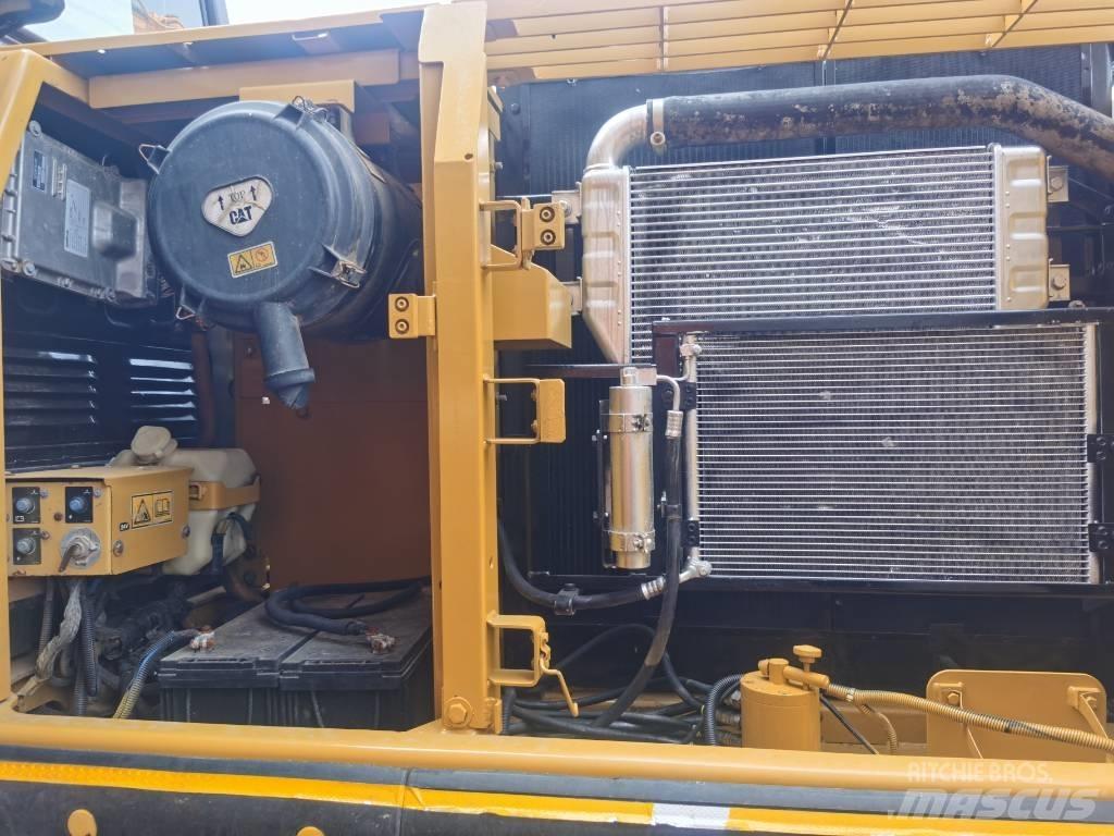 CAT 320 D Bageri gusjeničari