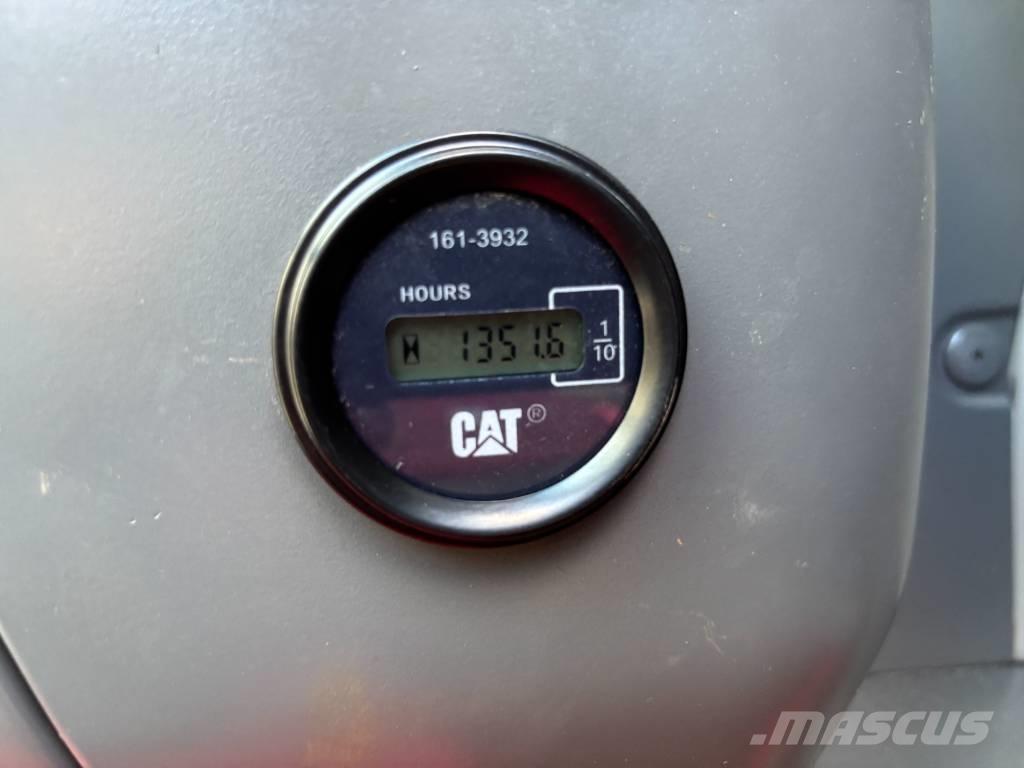 CAT 329 D Bageri gusjeničari