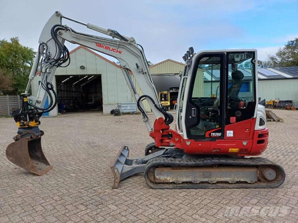 Takeuchi TB260 Mini bageri <7t
