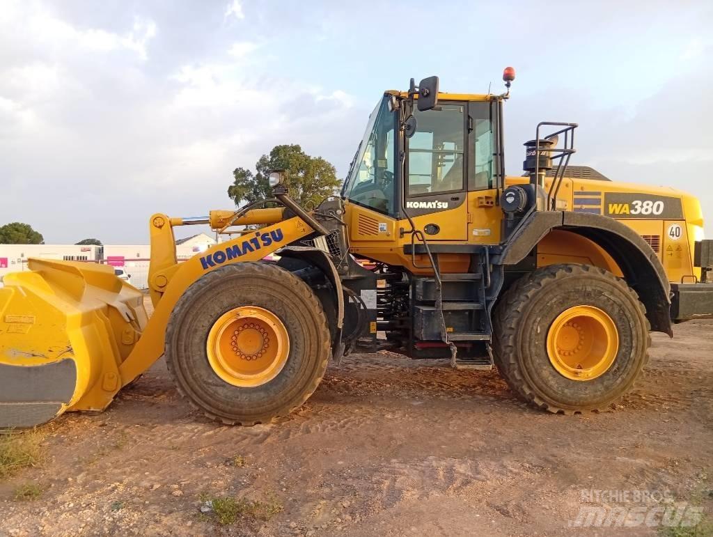 Komatsu WA 380-8 Utovarivači na kotačima