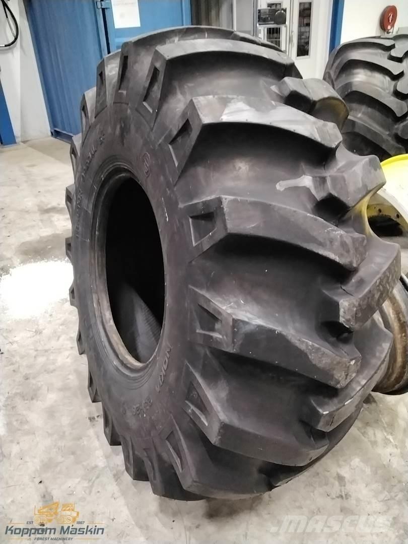 Nokian Trs 23,1x26 Gume, kotači i naplatci