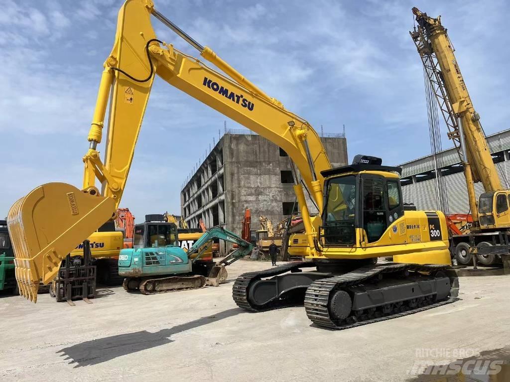 Komatsu PC 300 Bageri gusjeničari
