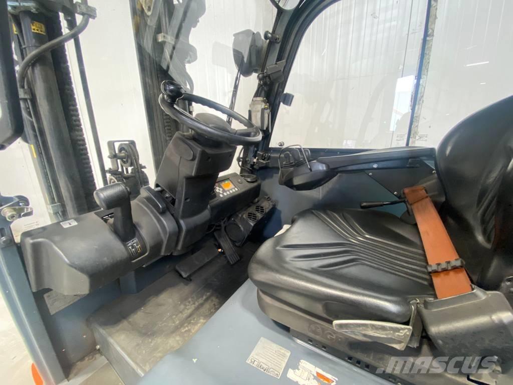 Toyota 8FBMT35 Električni viličari