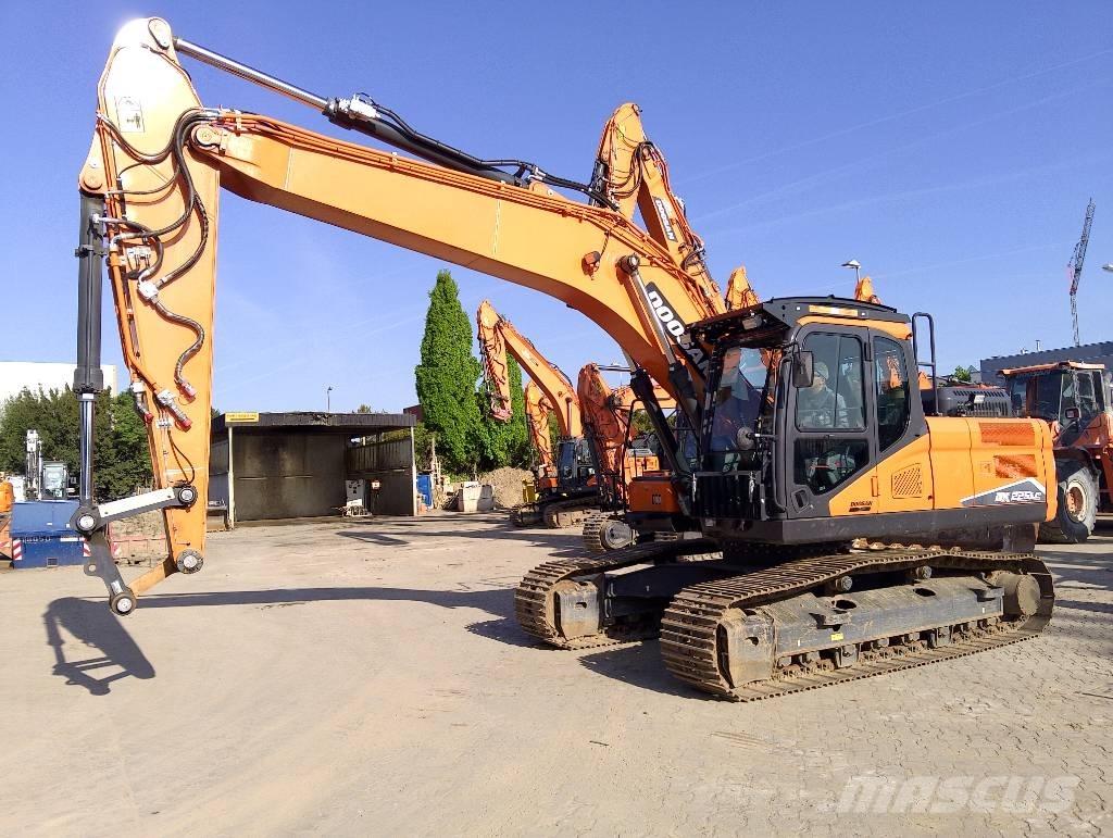 Doosan DX225LC-7 Bageri gusjeničari