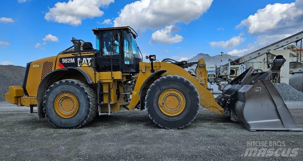 CAT 982 M Utovarivači na kotačima
