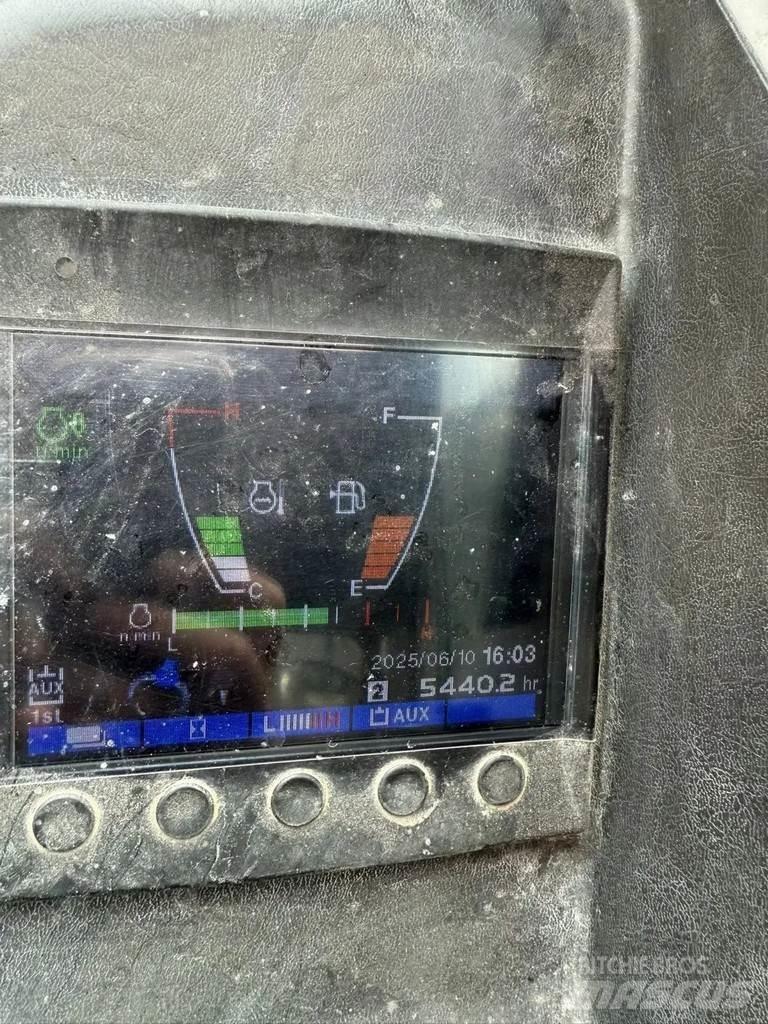 Takeuchi TB230 Mini bageri <7t