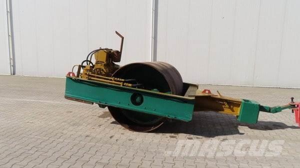 Vibromax W 501 Vučni vibracioni valjci