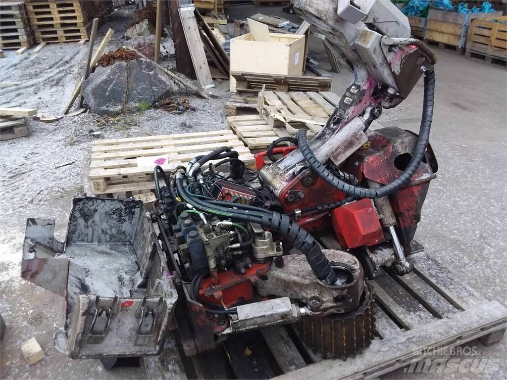 Log Max 4000T Glave za kombajne