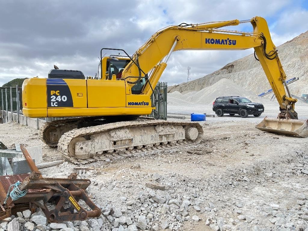 Komatsu PC 240 Bageri gusjeničari