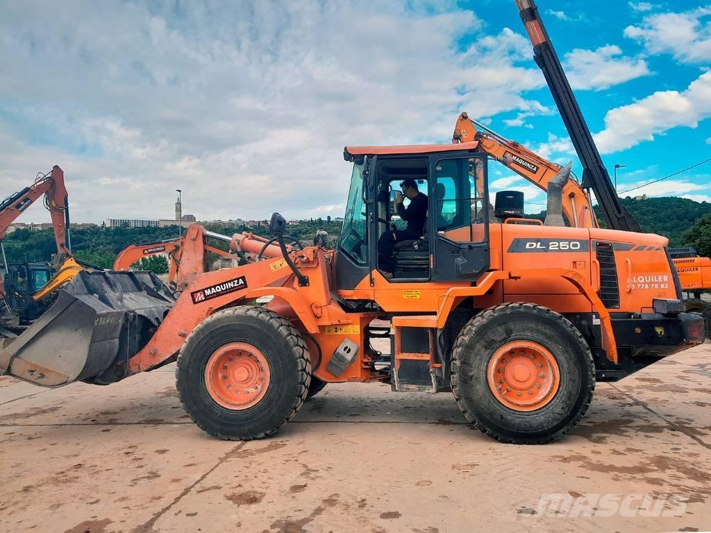 Doosan DL 250-3 Utovarivači na kotačima