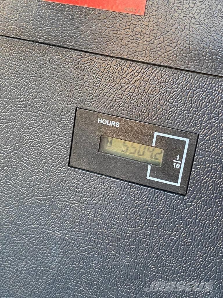 Hyundai HW 180 Bageri na kotačima