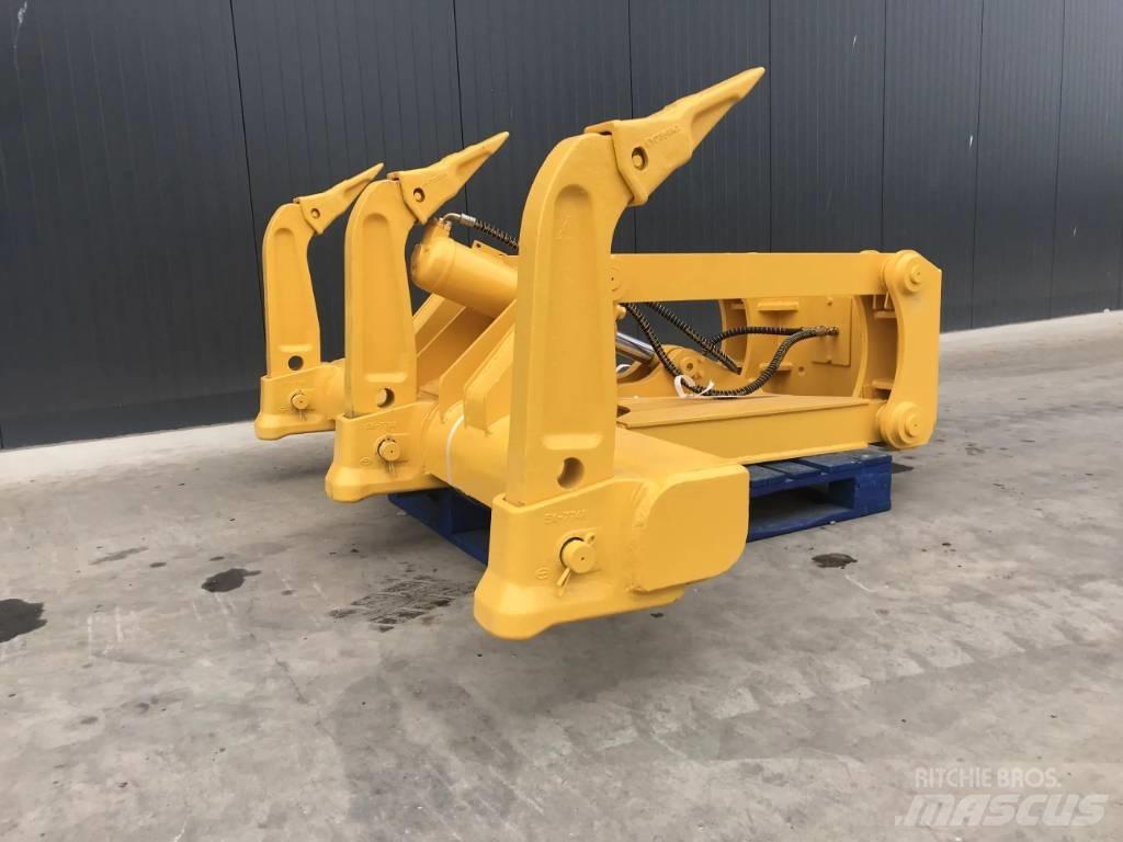 Komatsu D61 Skarifikatori