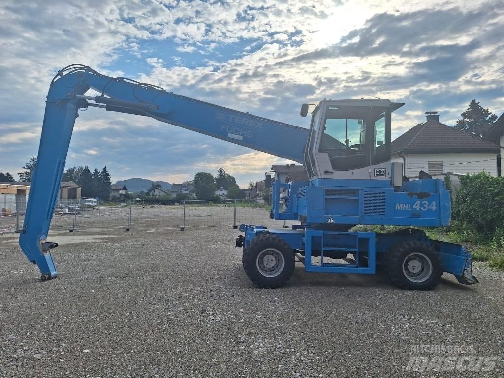 Fuchs MHL 434 Bageri za manipuliranje materijalom / otpadom