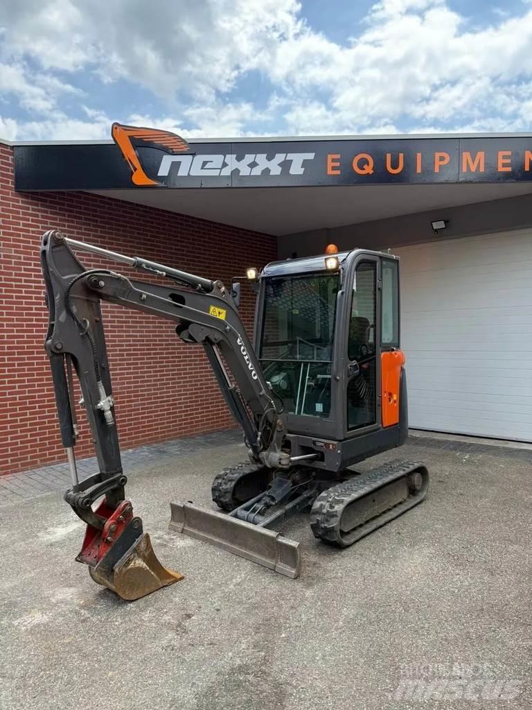 Volvo EC 18 D Mini bageri <7t