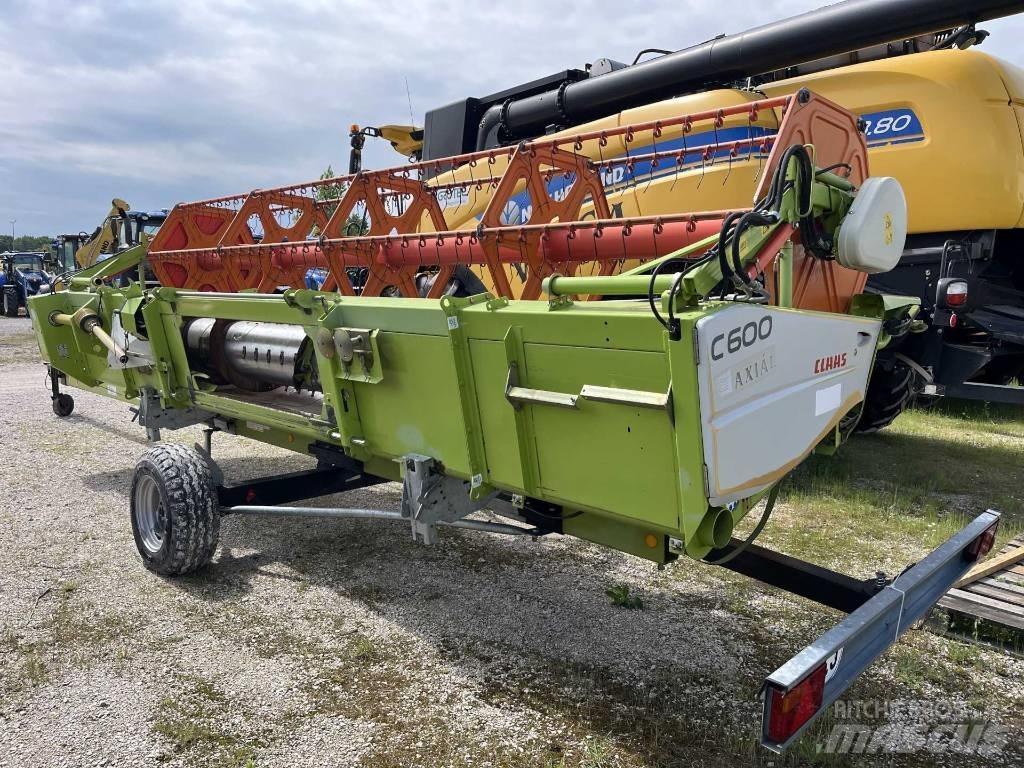 CLAAS Tucano 440 Kombajni
