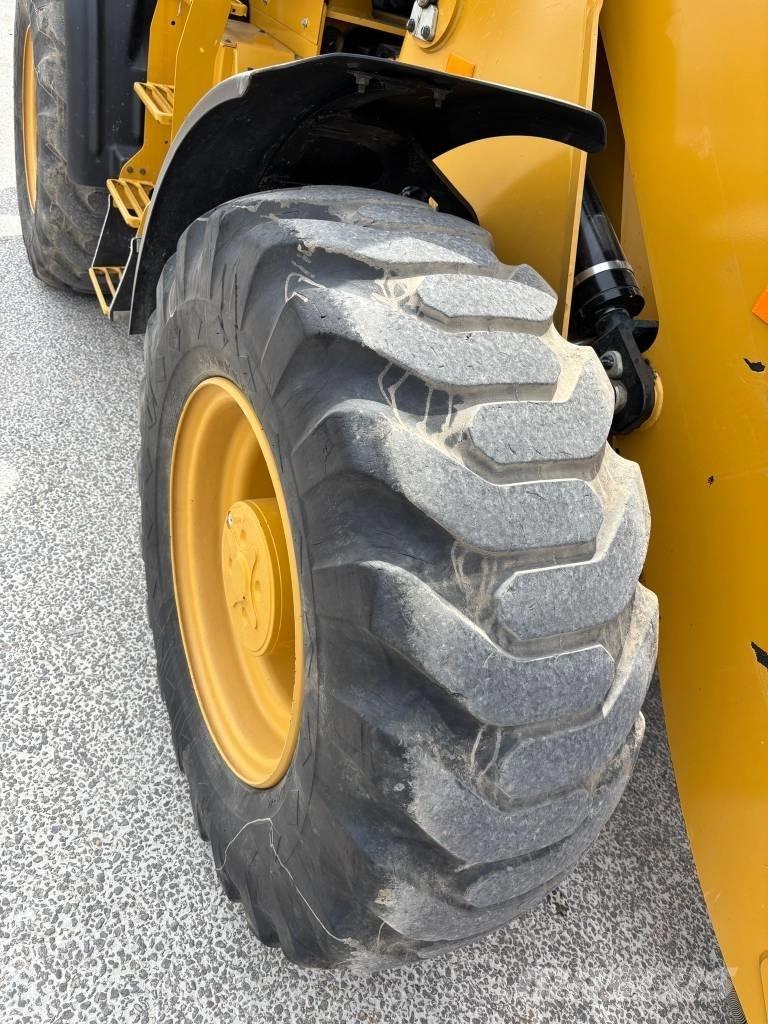 CAT 918 M Utovarivači na kotačima