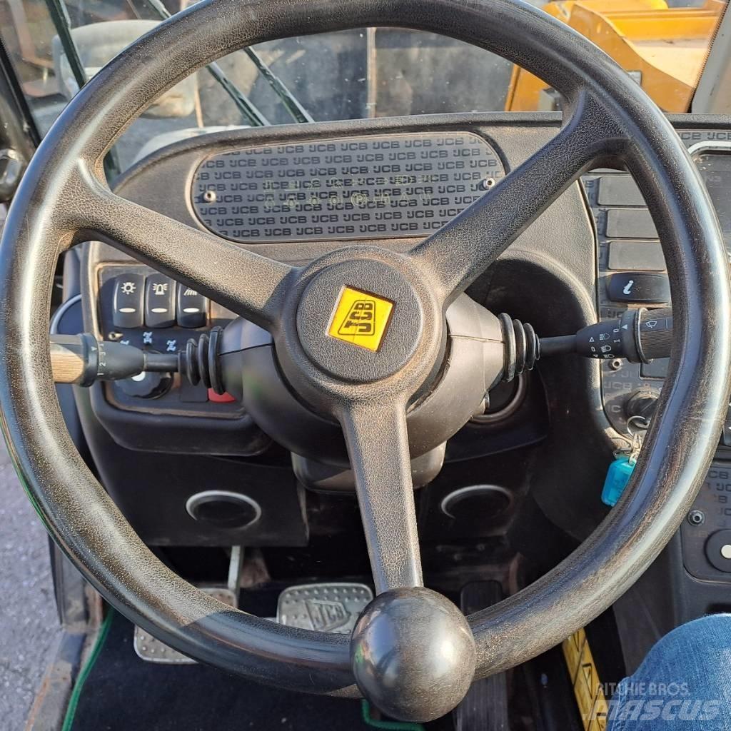 JCB 531-70 Poljoprivredni teleskopski utovarivači