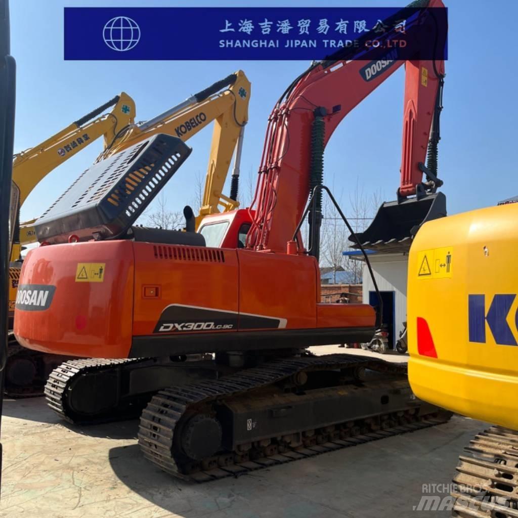 Doosan DX 300 Bageri gusjeničari