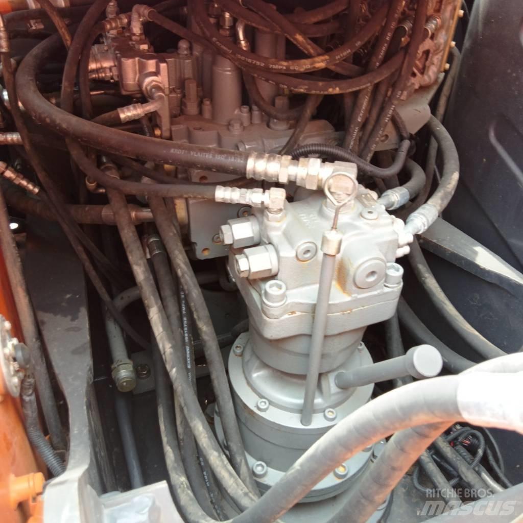 Hitachi ZX 120 Bageri gusjeničari
