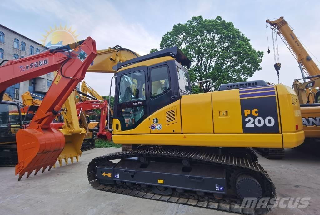 Komatsu PC 200-7 Bageri gusjeničari