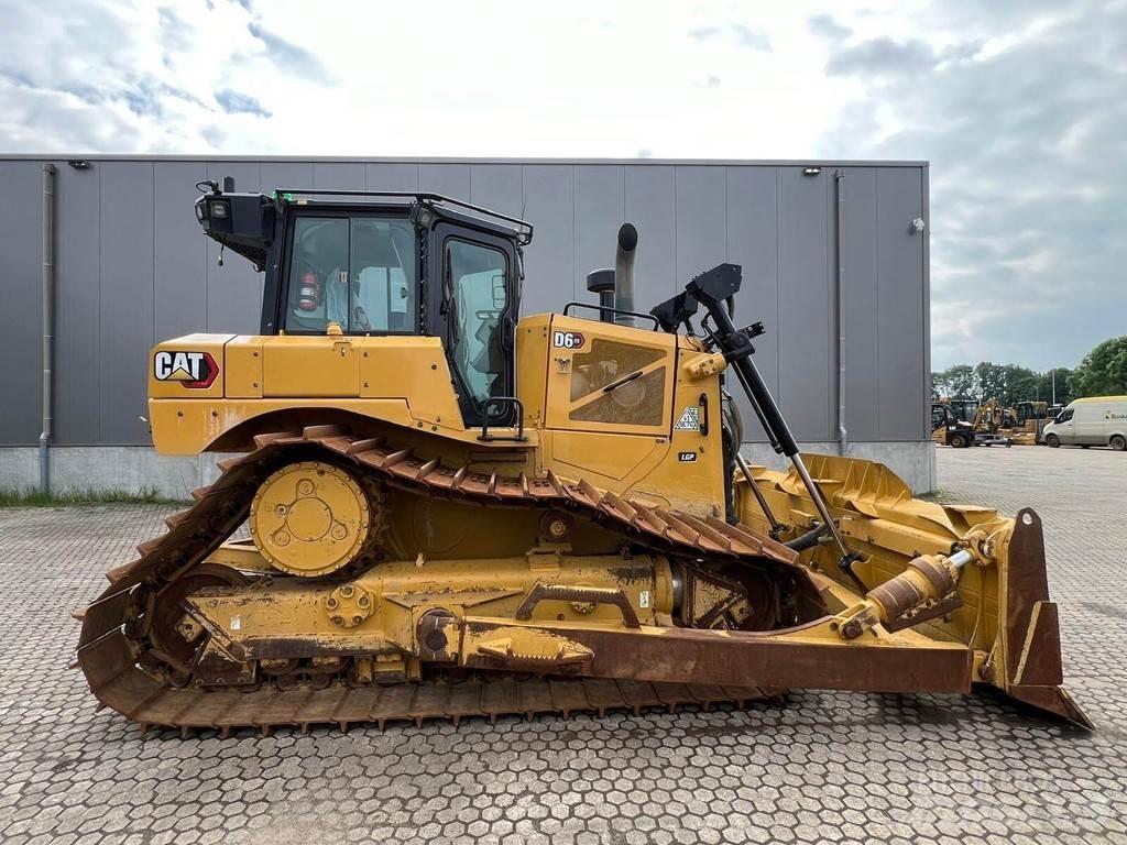 CAT D6XE Buldožeri gusjeničari