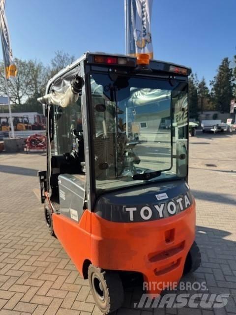 Toyota 8FBMT35 Električni viličari