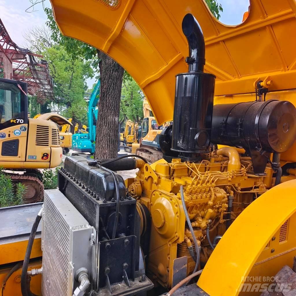 XCMG XS 223 J Valjci sa jednim bubnjem