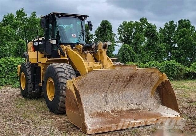 CAT 966M Utovarivači na kotačima
