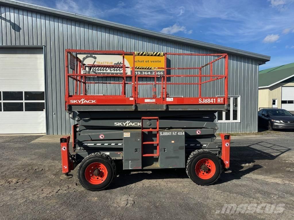 SkyJack SJ 8841 RT Škaraste platforme
