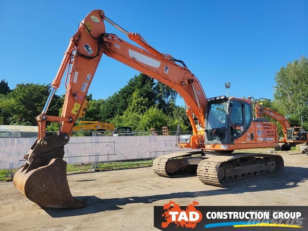 Doosan DX 225 LC-3 Bageri gusjeničari