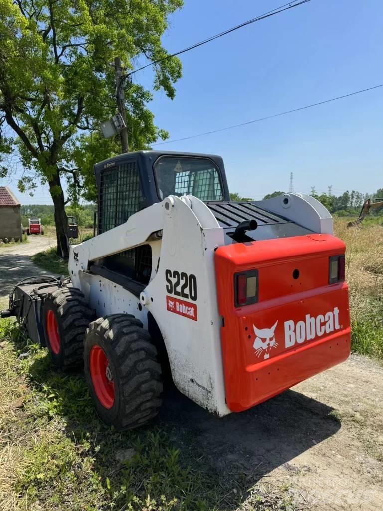 Bobcat S 220 Skid steer mini utovarivači