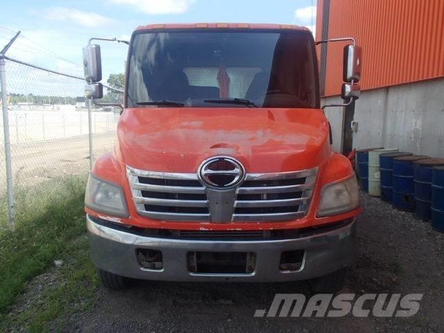 Hino 185 Kamioni sa otvorenim sandukom