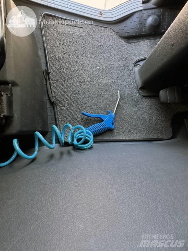 Scania G 490 Rol kiper kamioni s kukama za dizanje