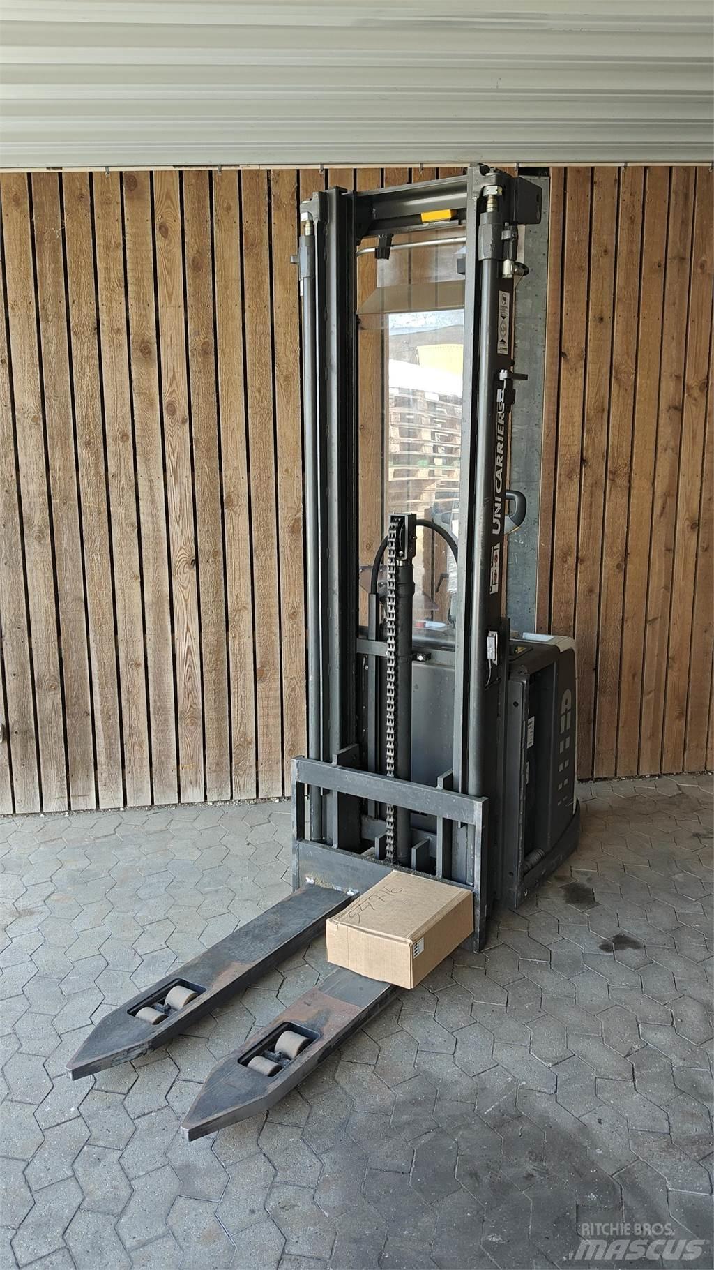 Atlet PSP160 Nisko podizni električni viličar sa platformu