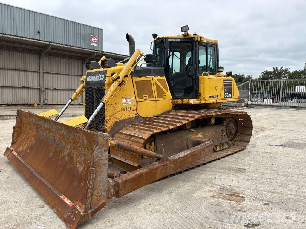 Komatsu D65PX-18 Buldožeri gusjeničari