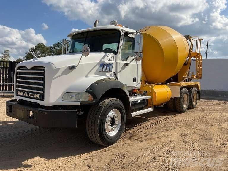Mack CTP 713 B Ostali kamioni