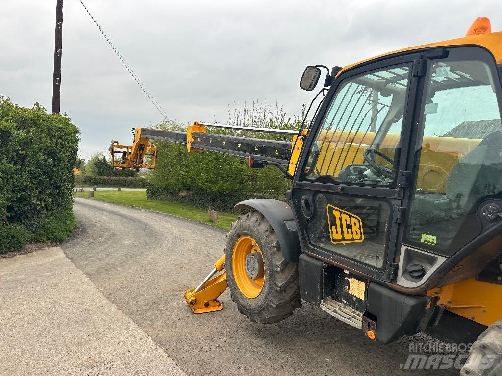 JCB 535-125 Teleskopski viličari