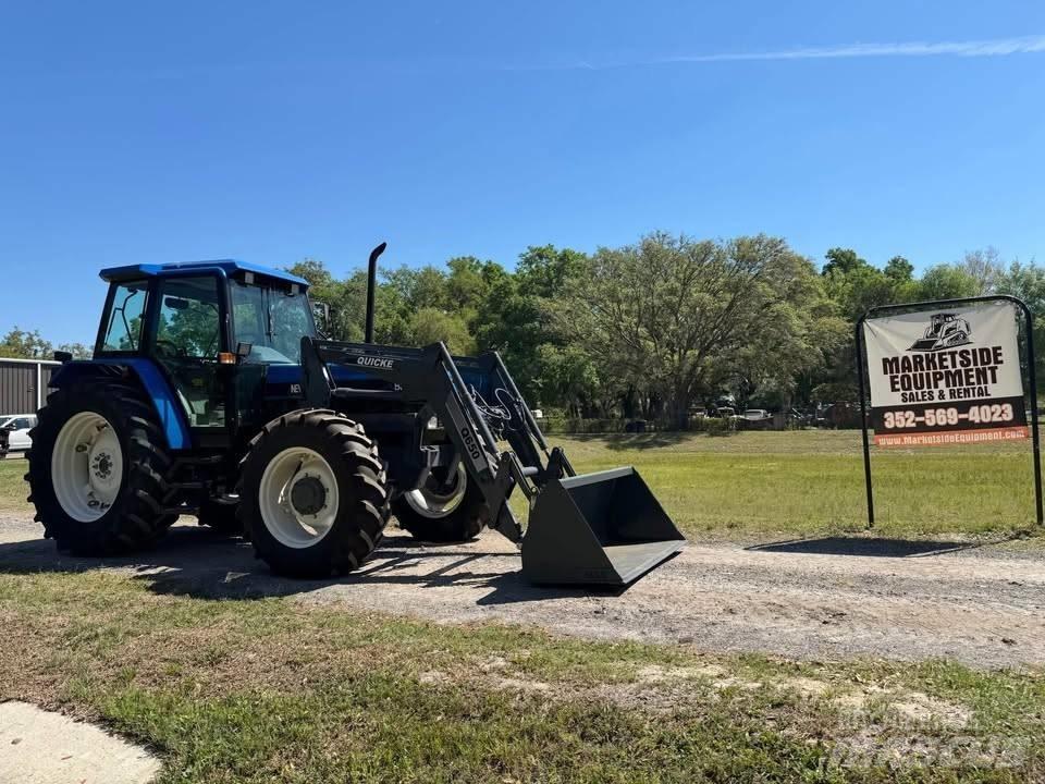 New Holland 8340 Traktori