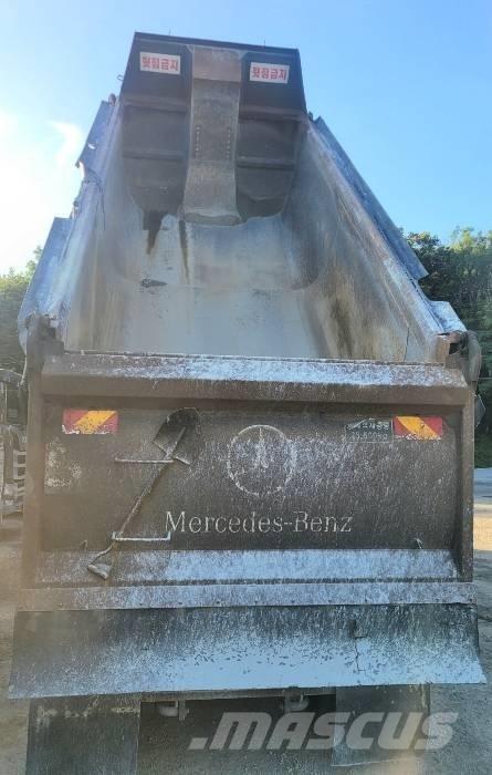 Mercedes-Benz 3951K Demperi za gradilišta