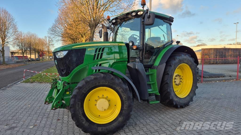 John Deere 6190 R Traktori