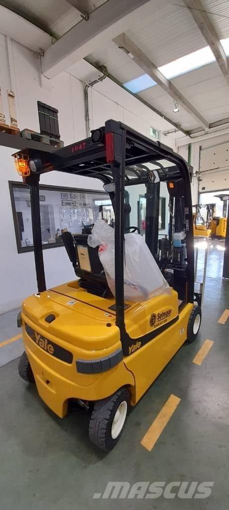 Yale ERP 18 VF LWB Električni viličari