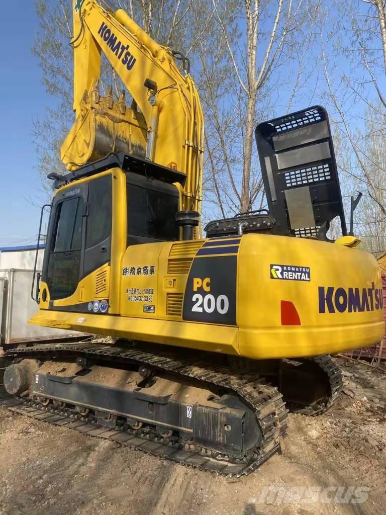 Komatsu PC 200-8 Bageri gusjeničari