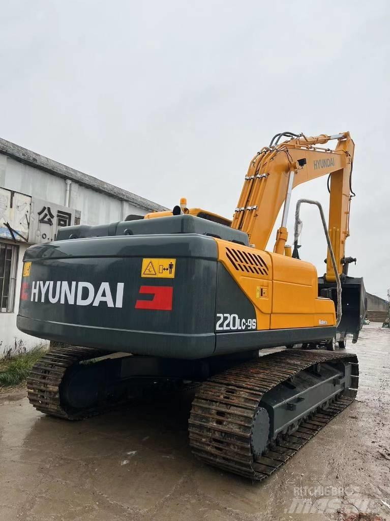 Hyundai R220LC-9S Bageri gusjeničari