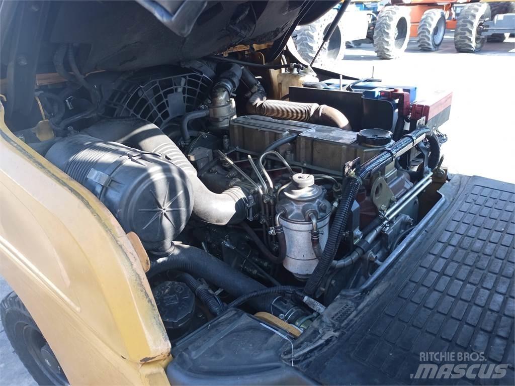 CAT DP18NTD Dizelski viličari
