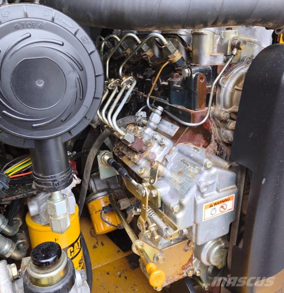 CAT 216 B Mini utovarivači