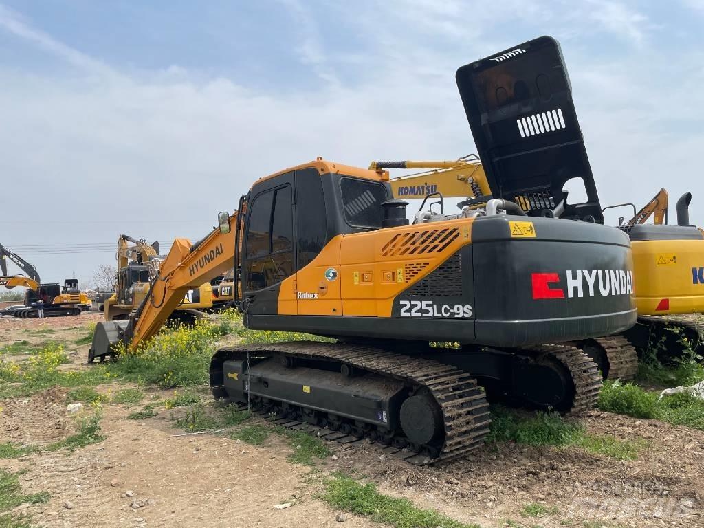 Hyundai 220LC-9S Bageri gusjeničari
