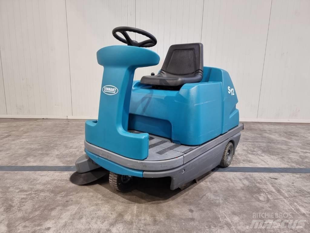 Tennant S12 Strojevi za metenje
