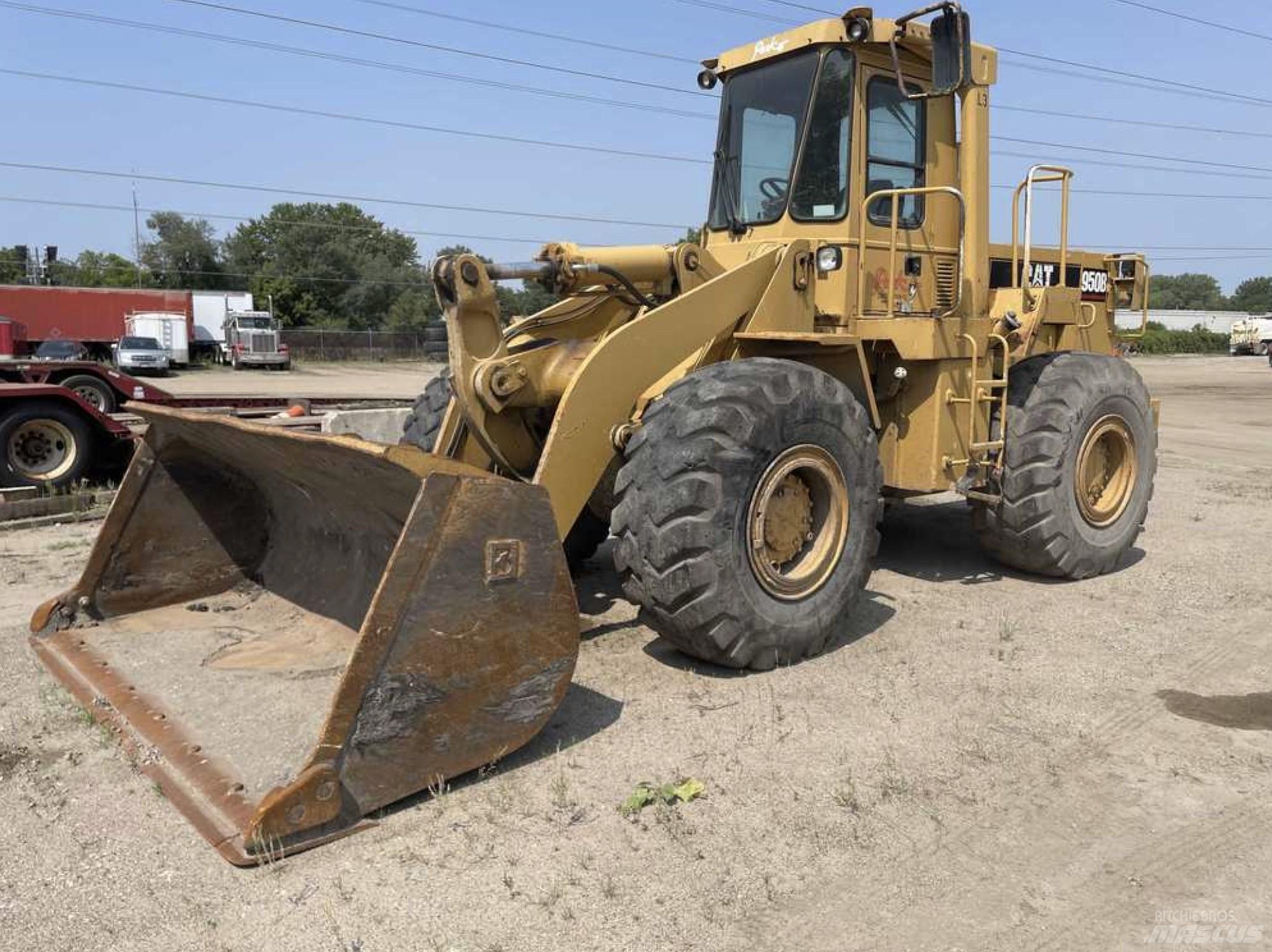 CAT 950 B Utovarivači na kotačima