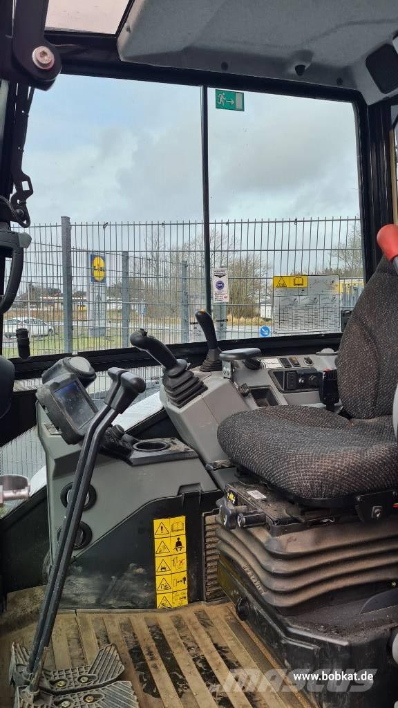 Bobcat E 60 Mini bageri <7t