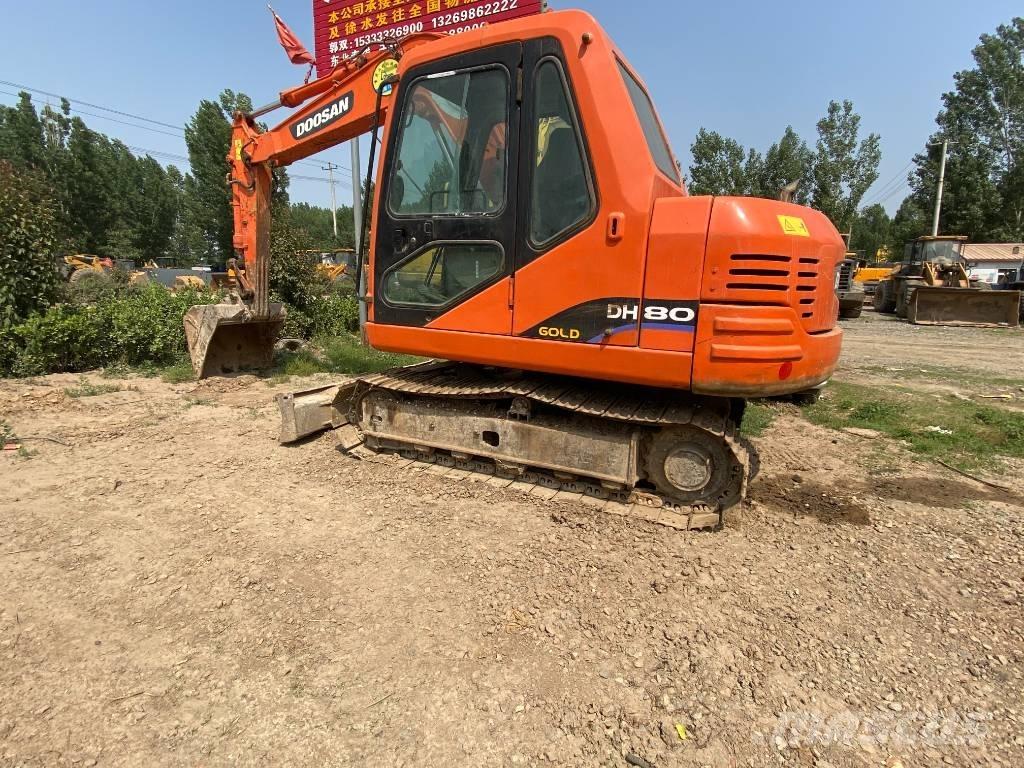 Doosan DH80 Bageri gusjeničari